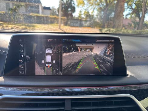 Used 2017 BMW 750i xDrive image 24