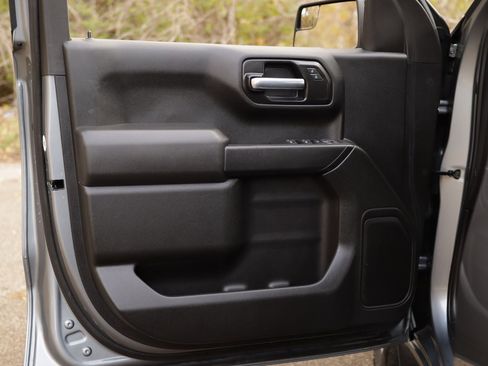 Used 2021 Chevrolet Silverado 1500 Custom w/ LPO, Dark Essentials Package image 21