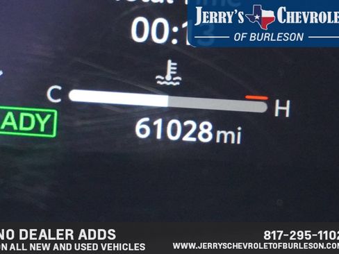 Used 2025 Toyota Camry XSE w/ Premium Package FWD image 9
