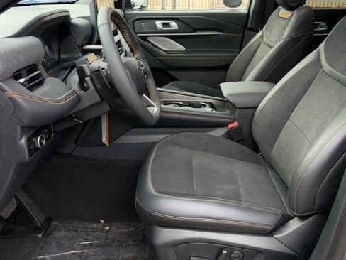 Used 2026 Ford Explorer Tremor w/ Tremor Convenience Package AWD/4WD image 16