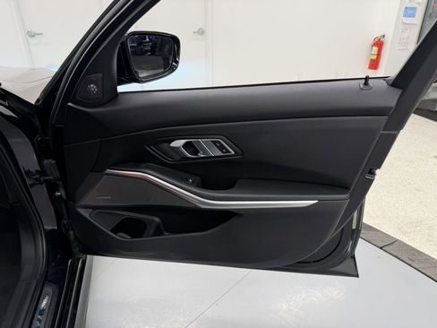 Used 2023 BMW 330i xDrive Sedan w/ M Sport Package image 43