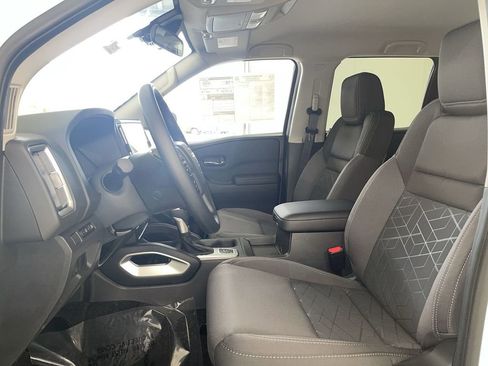 New 2026 Nissan Frontier SV w/ Tow Package image 19