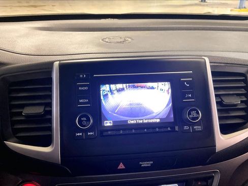 Used 2020 Honda Pilot LX image 26