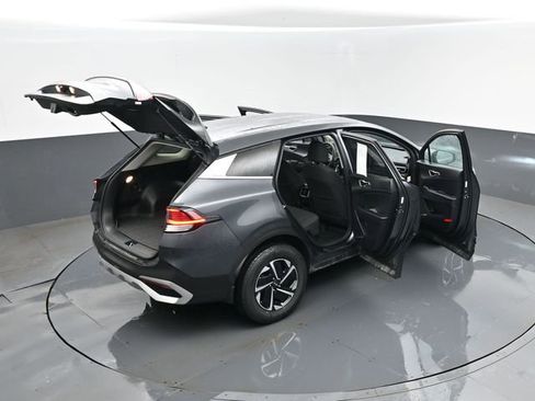 Used 2023 Kia Sportage LX AWD/4WD image 28