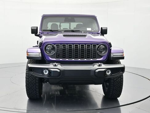 New 2026 Jeep Gladiator Sport AWD/4WD image 2