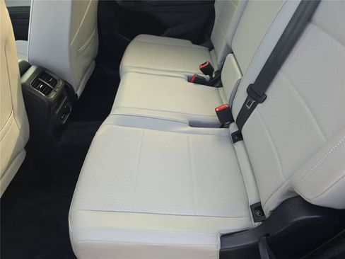 Used 2021 Volkswagen Tiguan SE R-Line FWD image 14