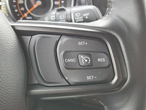 Used 2021 Jeep Wrangler Unlimited Sport AWD/4WD image 13