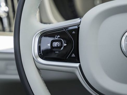 New 2027 Volvo XC60 B5 Ultra AWD/4WD image 31