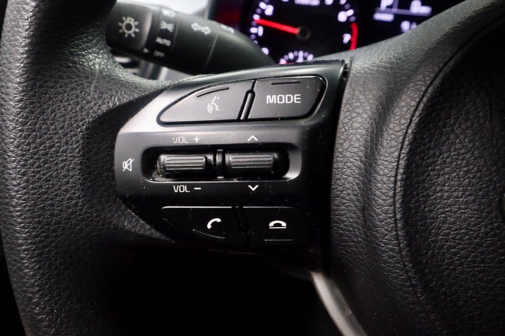 Used 2019 Kia Rio S FWD image 26