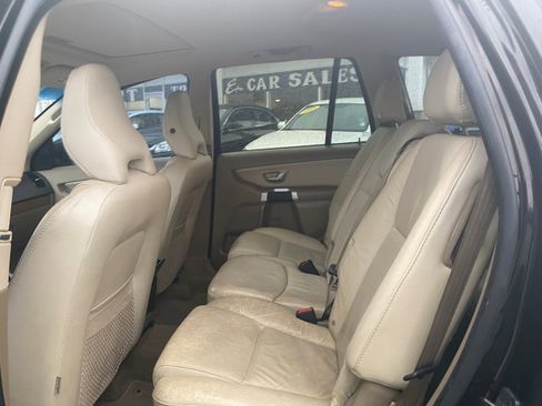 Used 2012 Volvo XC90 3.2 image 17