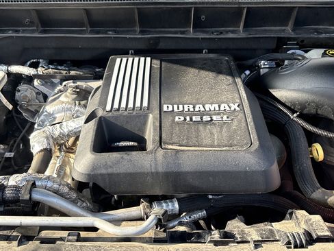 Used 2021 Chevrolet Silverado 1500 RST image 29