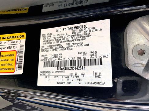 Used 2022 Ford Mustang Coupe w/ Equipment Group 101A RWD image 32