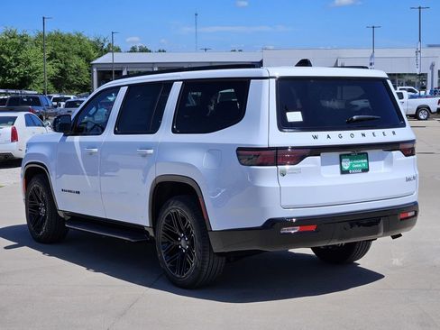 New 2025 Jeep Wagoneer Series II w/ Premium Group I image 3