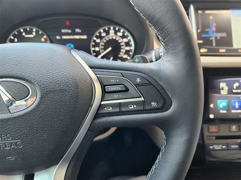 Used 2019 INFINITI QX50 Essential w/ Premium Heat Package image 28