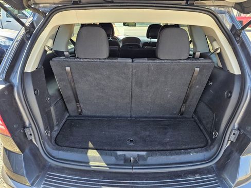 Used 2019 Dodge Journey SE image 19