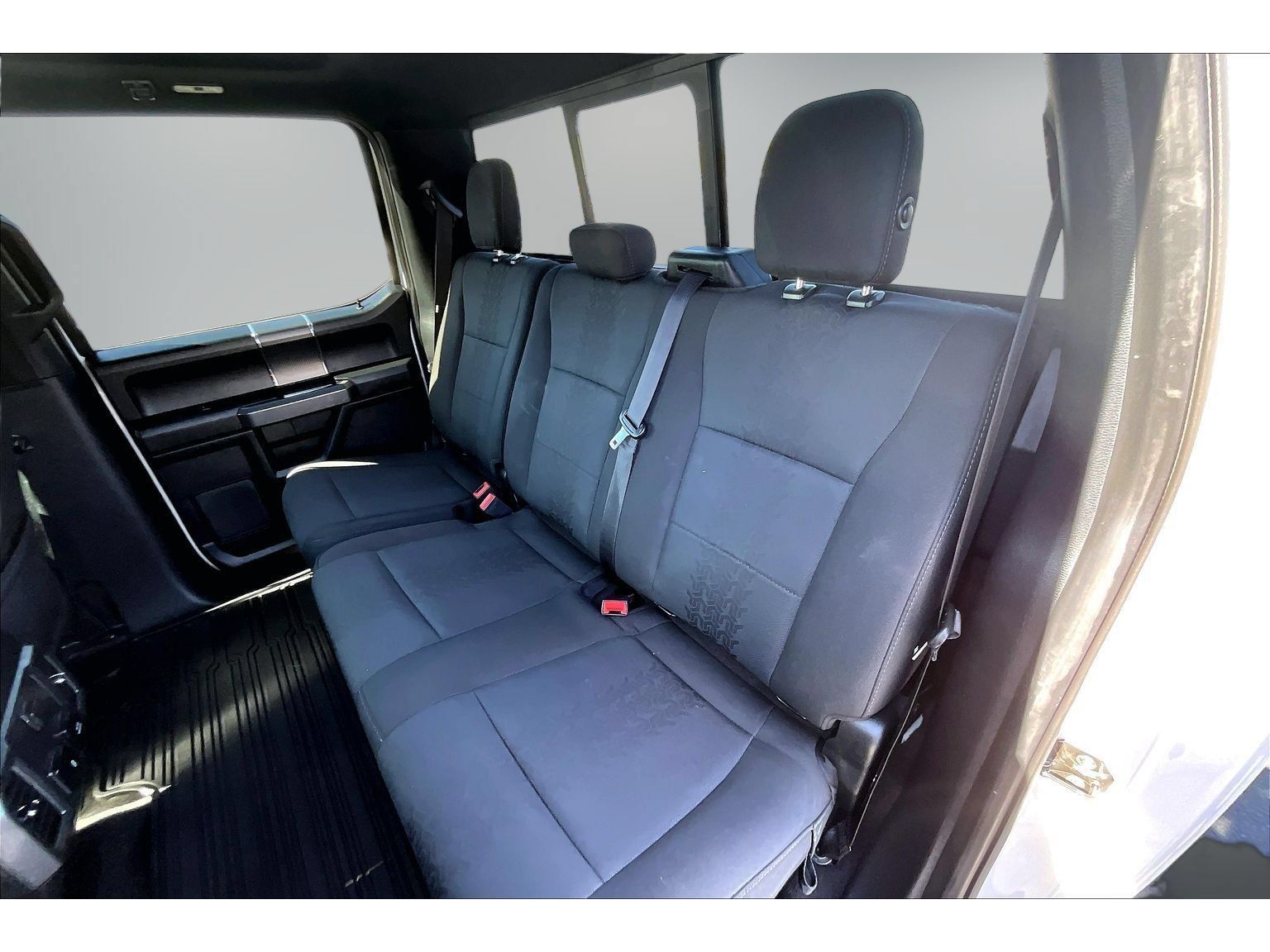 Used 2019 Ford F150 XLT w/ Equipment Group 302A Luxury AWD/4WD image 20
