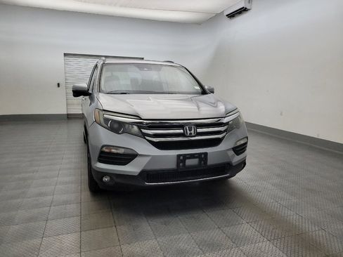 Used 2016 Honda Pilot Touring image 14