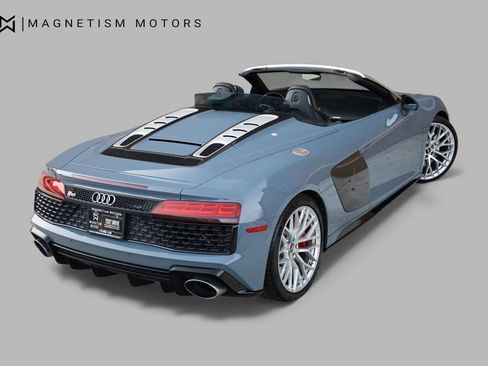 Used 2020 Audi R8 V10 w/ Carbon Exterior Package image 11
