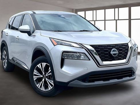 Used 2023 Nissan Rogue SV FWD image 3