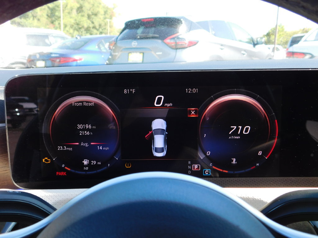 Used 2022 Mercedes-Benz CLA 250 4MATIC image 27