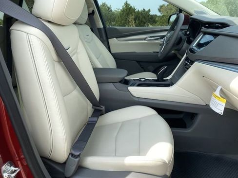 New 2025 Cadillac XT5 Premium Luxury image 26