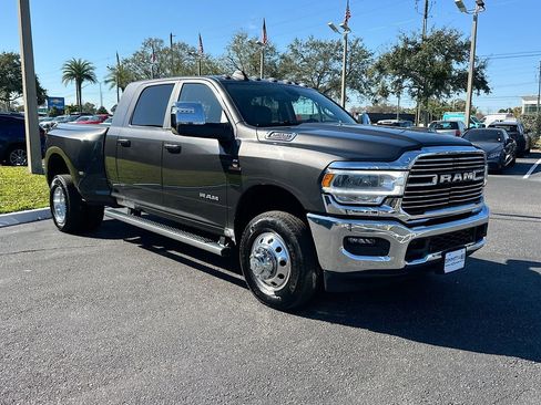 Used 2024 RAM 3500 Laramie w/ Chrome Bumper Package image 4
