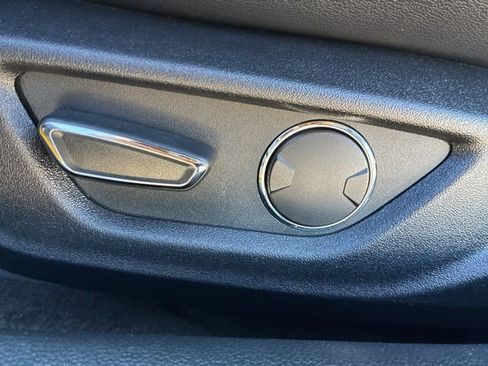 Used 2018 Ford Mustang GT Premium w/ Equipment Group 401A image 17