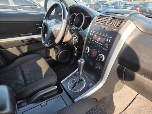 Used 2010 Suzuki Grand Vitara Premium image 16