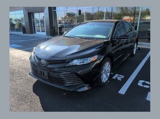 Used 2018 Toyota Camry LE w/ Moonroof Package video 1