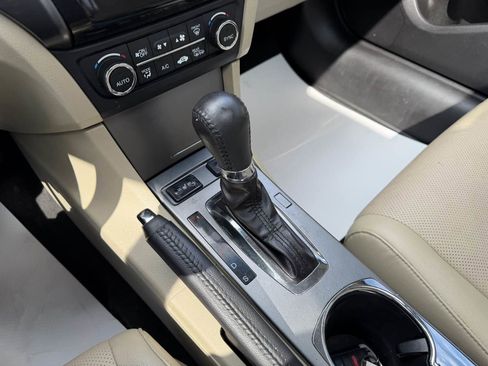 Used 2014 Acura ILX w/ Technology Package image 24