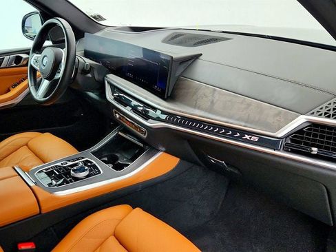 Used 2024 BMW X5 xDrive50e w/ Executive Package image 16