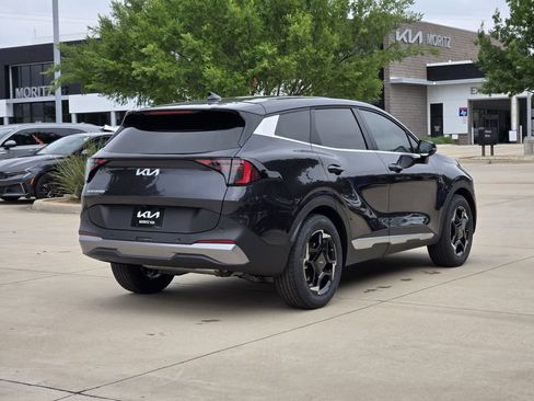 New 2026 Kia Sportage EX FWD image 4