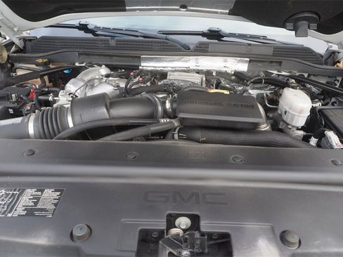 Used 2019 GMC Sierra 2500 Denali w/ Duramax Plus Package image 7