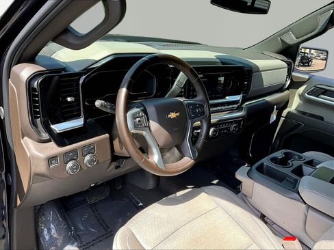 Used 2024 Chevrolet Silverado 1500 LT w/ Max Trailering Package AWD/4WD image 17