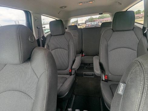 Used 2015 Chevrolet Traverse LT AWD/4WD image 16
