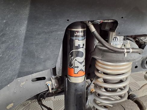 Used 2023 Jeep Gladiator Mojave w/ Cold Weather Group image 36