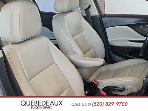 Used 2019 Buick Encore Essence w/ Experience Buick Package FWD image 28