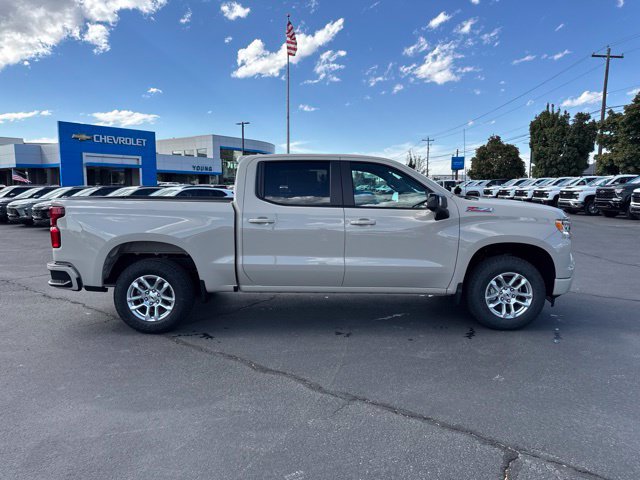 New 2026 Chevrolet Silverado 1500 RST w/ Z71 Off-Road Package AWD/4WD image 8