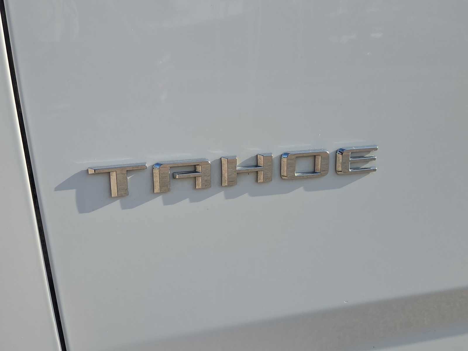 Used 2023 Chevrolet Tahoe Premier AWD/4WD image 11
