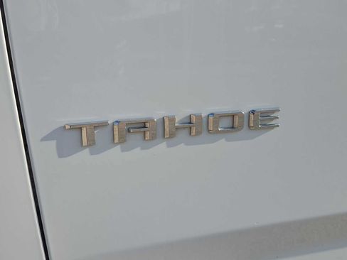 Used 2023 Chevrolet Tahoe Premier AWD/4WD image 11