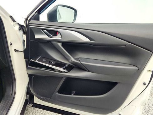Used 2023 MAZDA CX-9 Touring image 25