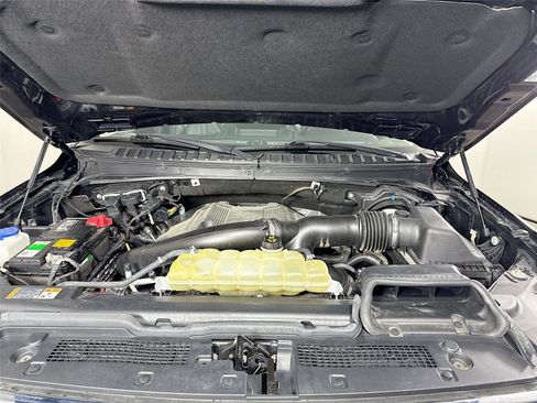 Used 2019 Ford Expedition Platinum image 26