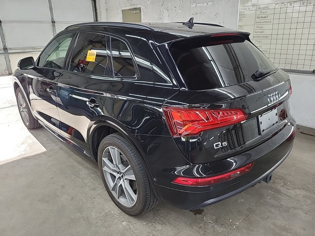 Used 2019 Audi Q5 Prestige w/ Prestige Package AWD/4WD image 2