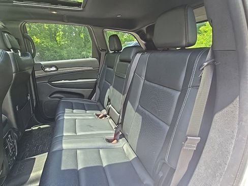 Used 2021 Jeep Grand Cherokee Limited w/ Quick Order Package 28K 80th AWD/4WD image 16