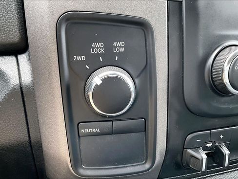 Used 2018 RAM 2500 Tradesman w/ Snow Chief Group AWD/4WD image 33
