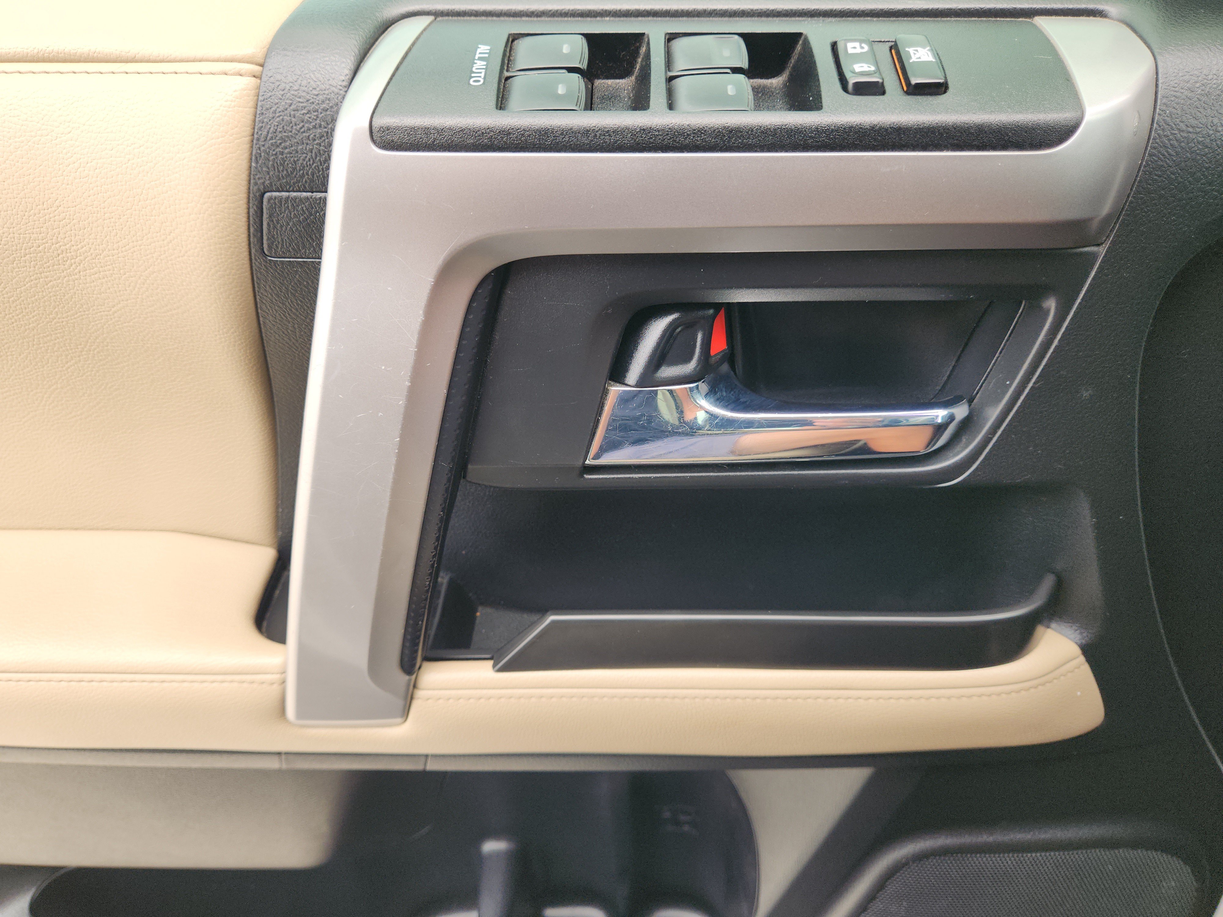 Used 2019 Toyota 4Runner SR5 Premium AWD/4WD image 24