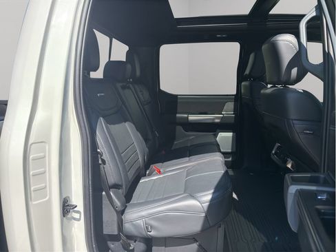 Used 2025 Ford F250 Platinum AWD/4WD image 19