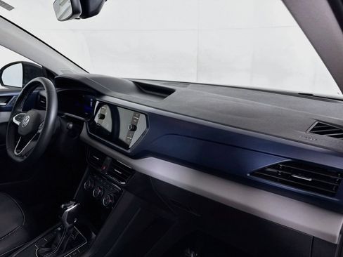 Certified 2023 Volkswagen Taos SE FWD image 27