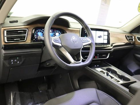 Certified 2026 Volkswagen Atlas SE AWD/4WD image 15