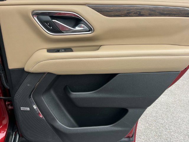 Used 2023 Chevrolet Tahoe Premier w/ Premium Package RWD image 27